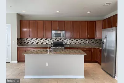2953 Finsbury Place #96, Fairfax, VA 22031 - Photo 2