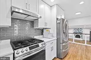 9303 Macswain Pl, Springfield, VA 22153 - Photo 10