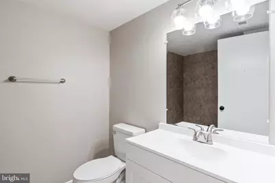 1422 Northgate Sq Square #12B, Reston, VA 20190 - Photo 18