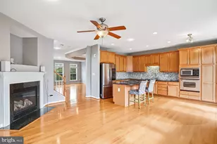 2463 Silk Ct, Herndon, VA 20171 - Photo 18