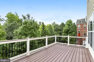 2463 Silk Ct, Herndon, VA 20171 - Photo 28