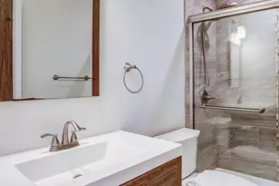 2463 Silk Ct, Herndon, VA 20171 - Photo 50