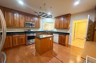 2905 Saintsbury Plaza, Fairfax, VA 22031 - Photo 8