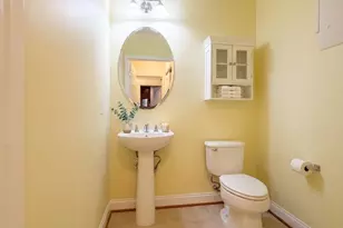 2905 Saintsbury Plaza, Fairfax, VA 22031 - Photo 4