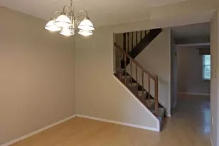 12111 Purple Sage Ct, Reston, VA 20194 - Photo 8