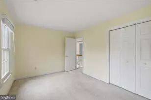 1959 Horse Shoe Dr, Vienna, VA 22182 - Photo 32