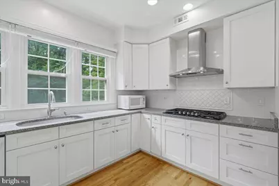 1959 Horse Shoe Drive, Vienna, VA 22182 - Photo 16