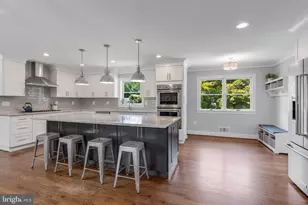 10105 Nadine Dr, Vienna, VA 22181 - Photo 4