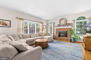 3718 Broadrun Dr, Fairfax, VA 22033 - Photo 14