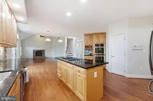 5463 Anne Ly Ln, Alexandria, VA 22310 - Photo 8