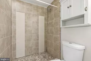 3931 Tallow Tree Pl, Fairfax, VA 22033 - Photo 32