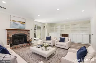 3931 Tallow Tree Pl, Fairfax, VA 22033 - Photo 4
