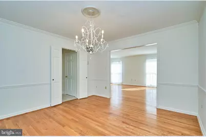 5806 Bent Twig Road, McLean, VA 22101 - Photo 8