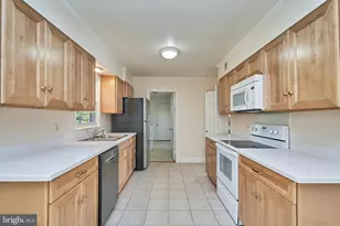 5806 Bent Twig Rd, McLean, VA 22101 - Photo 12