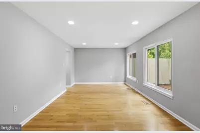 11092 Saffold Way, Reston, VA 20190 - Photo 6