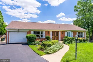 1912 Torregrossa Ct, McLean, VA 22101 - Photo 2