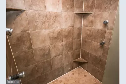 9627 Locust Hill Drive, Great Falls, VA 22066 - Photo 34
