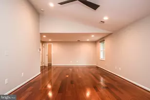 9627 Locust Hill Dr, Great Falls, VA 22066 - Photo 28