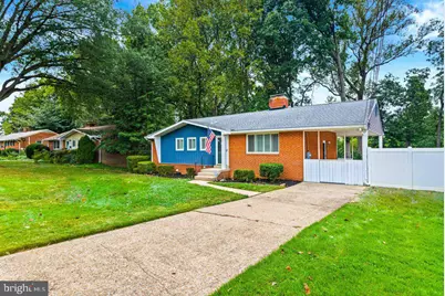 7600 Hamlet Street, Springfield, VA 22151 - Photo 2