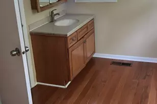 [Address not provided], Alexandria, VA 22312 - Photo 18