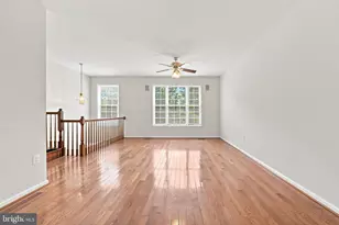 6147 Early Autumn Dr, Centreville, VA 20120 - Photo 10