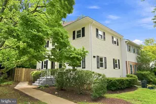 3071 White Birch Ct, Fairfax, VA 22031 - Photo 1