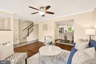 8221 Doctor Craik Ct, Alexandria, VA 22306 - Photo 4