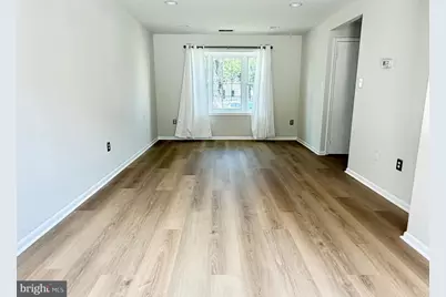 13767 Marsden Court, Chantilly, VA 20151 - Photo 6