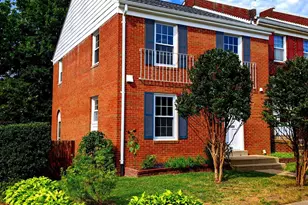 8069 Powderbrook Ln, Springfield, VA 22153 - Photo 2