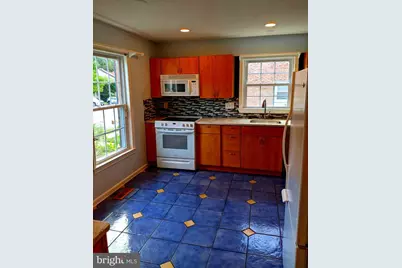 8069 Powderbrook Lane, Springfield, VA 22153 - Photo 14