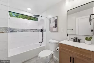 6711 Swarthmore Dr, Alexandria, VA 22307 - Photo 40
