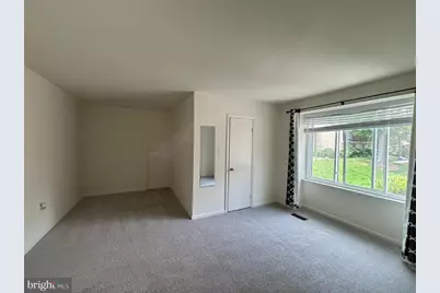 3738 Persimmon Circle, Fairfax, VA 22031 - Photo 12