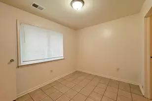 4657 Logsdon Dr, Annandale, VA 22003 - Photo 4