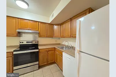 4657 Logsdon Drive, Annandale, VA 22003 - Photo 6