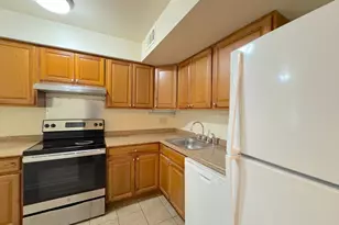 4657 Logsdon Dr, Annandale, VA 22003 - Photo 6