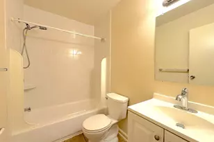 4657 Logsdon Dr, Annandale, VA 22003 - Photo 14