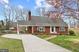 4003 Gibbs St, Alexandria, VA 22309 - Photo 2