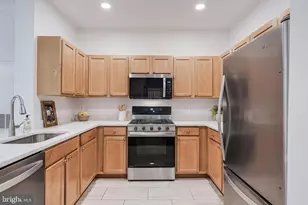 12000 Market St, Reston, VA 20190 - Photo 6