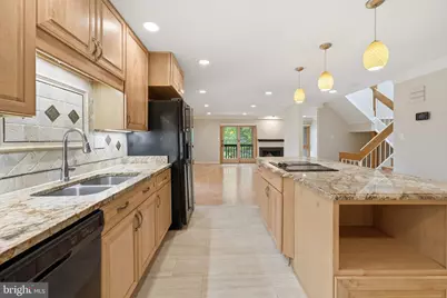 2017 Wethersfield Court, Reston, VA 20191 - Photo 10