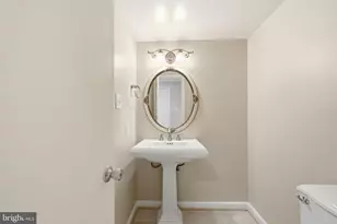 2017 Wethersfield Ct, Reston, VA 20191 - Photo 32