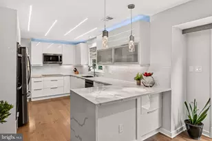 11033 Clara Barton Dr, Fairfax Station, VA 22039 - Photo 12