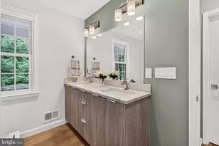 11033 Clara Barton Dr, Fairfax Station, VA 22039 - Photo 36