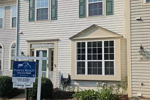 6852 Drifton Ct, Centreville, VA 20121 - Photo 1