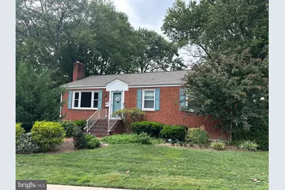 608 Tazewell Road NW, Vienna, VA 22180 - Photo 1