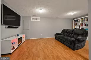 7428 Golden Horseshoe Ct, Springfield, VA 22153 - Photo 36