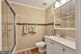 7428 Golden Horseshoe Ct, Springfield, VA 22153 - Photo 34