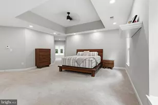10301 Forest Maple Rd, Vienna, VA 22182 - Photo 26