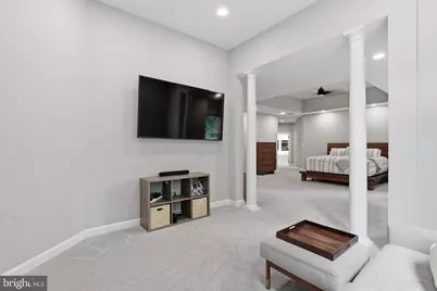 10301 Forest Maple Road, Vienna, VA 22182 - Photo 28