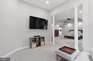 10301 Forest Maple Rd, Vienna, VA 22182 - Photo 28