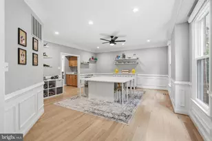 10301 Forest Maple Rd, Vienna, VA 22182 - Photo 20